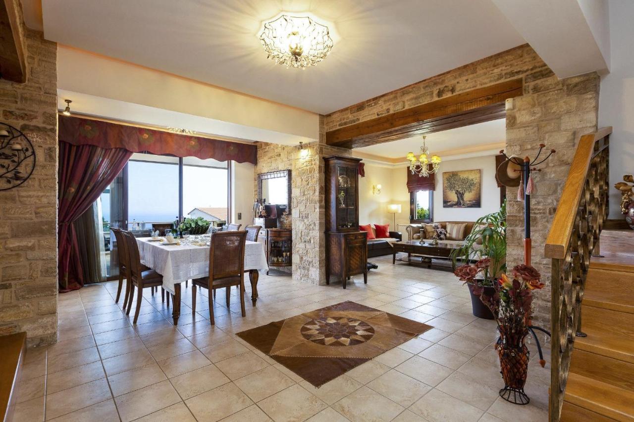 Villa Natura - With Private Heated Pool Tria Monastiria ภายนอก รูปภาพ